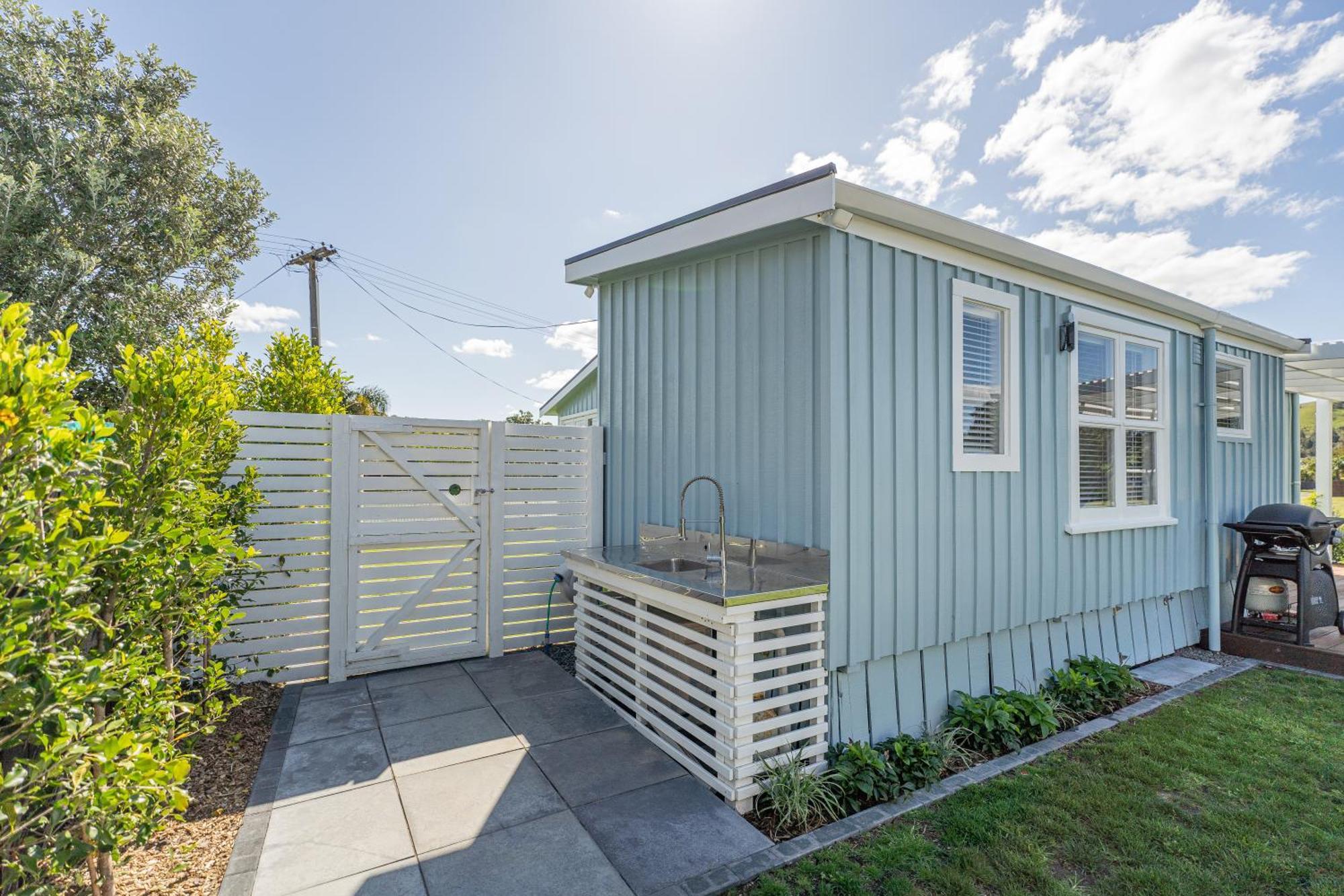 Blue Belle Cottage Whitianga Exterior foto